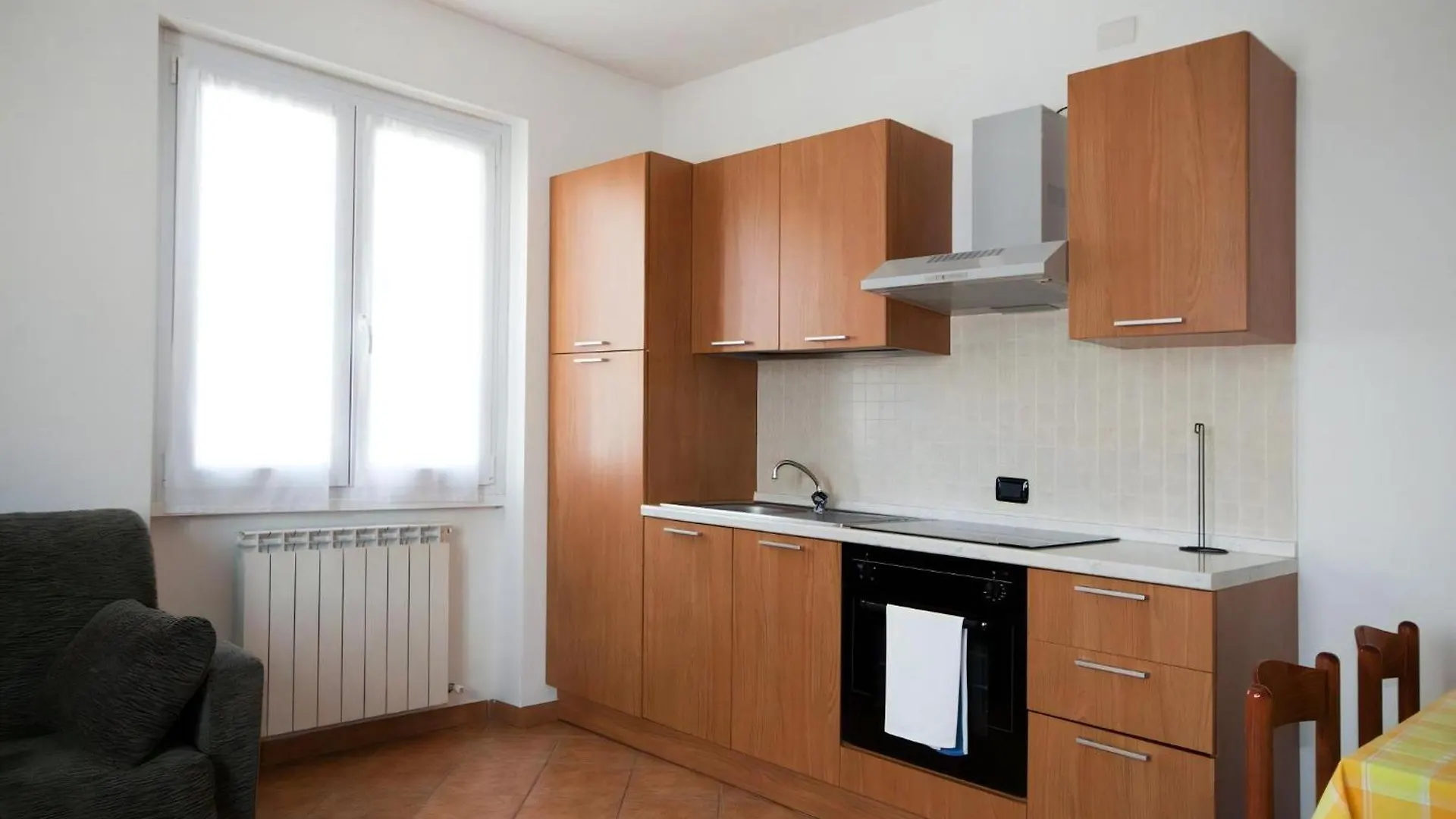 Nette Ferienwohnung In 도마소 아파트