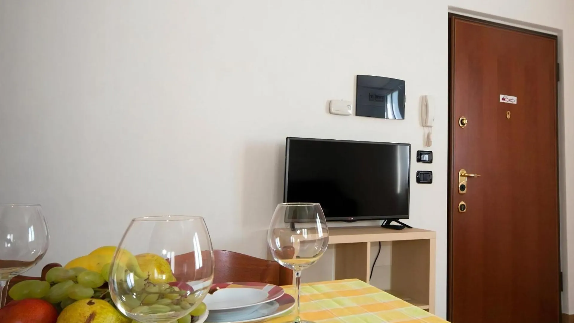 Nette Ferienwohnung In Domaso